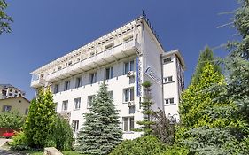 Мариот Медикал Центр